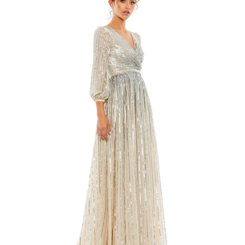 ✔️#67B BNWT MAC DUGGAL SEQUINED WRAP OVER 3/4 SLEEVE GOWN #5509 - Picture 4 of 12